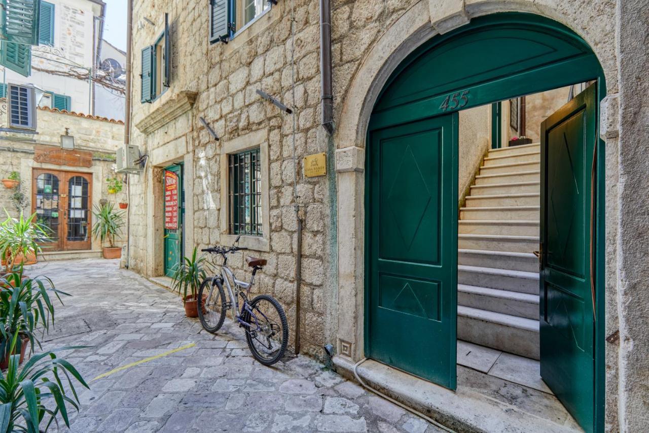 Old Town Casa Dameo Apartments 科托尔 外观 照片